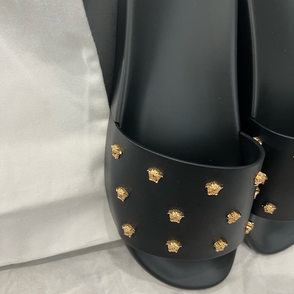 Versace mens slides - Picture 12 of 16